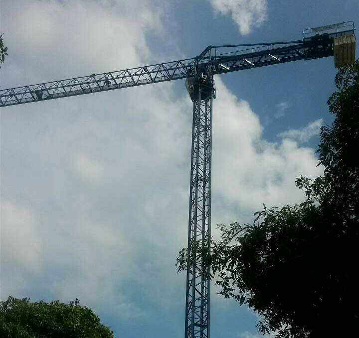 ขาย จำหน่าย ทาวเวอร์เครน มือสอง Tower Crane COMANSA YONGMAO 